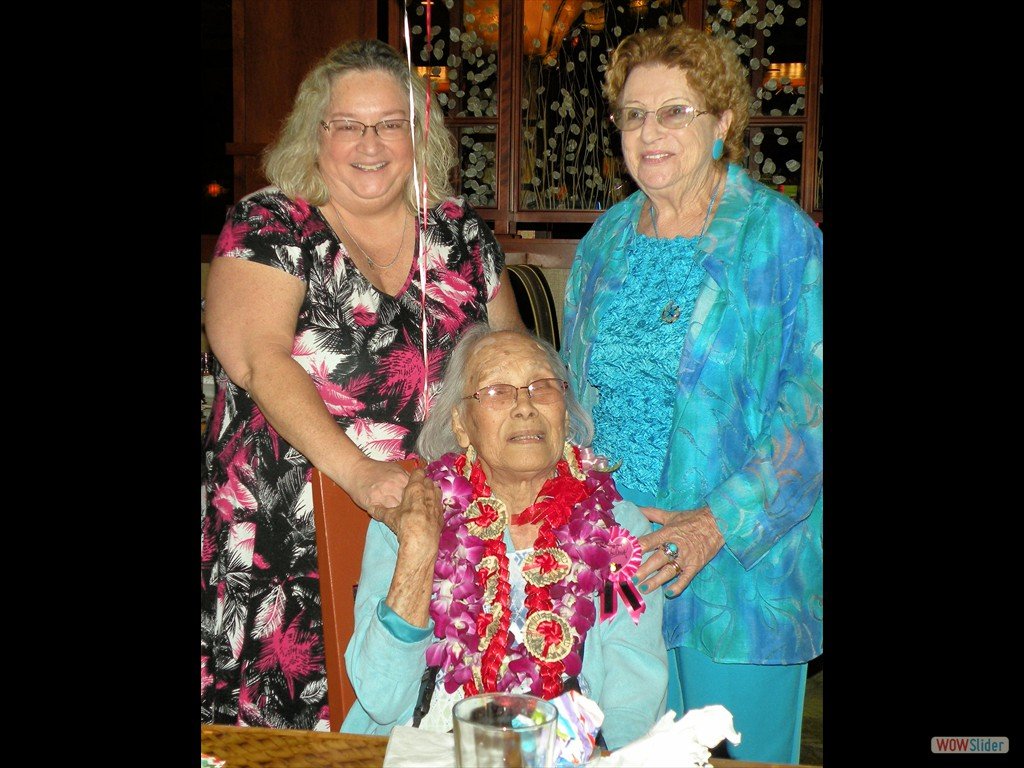 2017_birthdayAunty100_131a